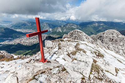 18 maggio 2013 – Tra creste, pascoli e salti d'acqua: un anello perfetto - FOTOGALLERY